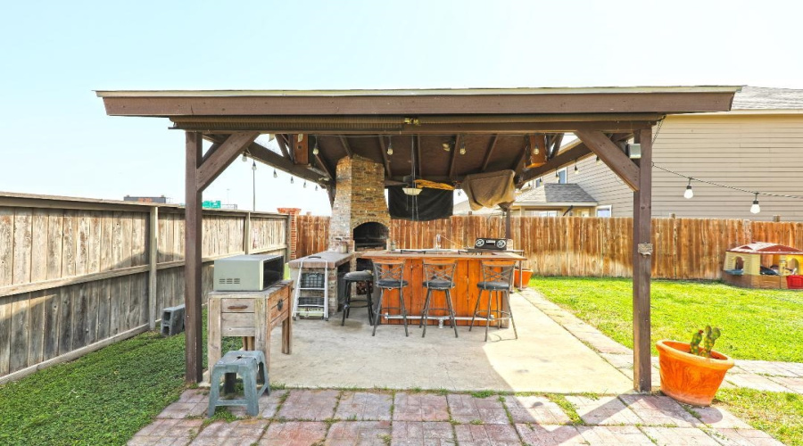 11320 Sierra Gorda Dr, Laredo, Texas 78045, 3 Bedrooms Bedrooms, 5 Rooms Rooms,2 BathroomsBathrooms,Residential,For Sale,11320 Sierra Gorda Dr,20251260