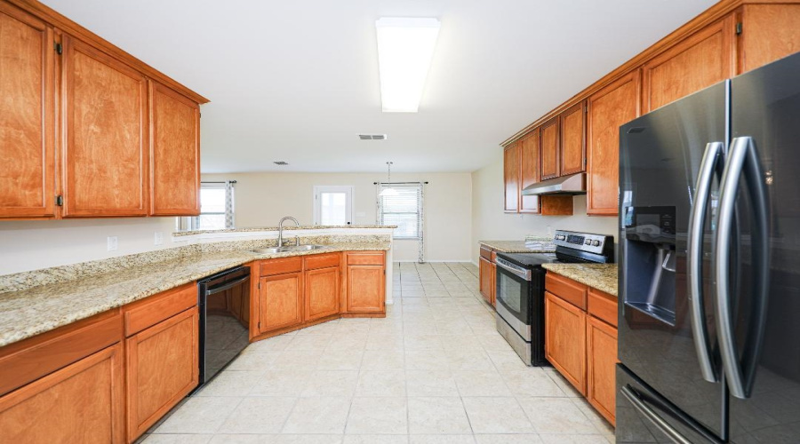 11320 Sierra Gorda Dr, Laredo, Texas 78045, 3 Bedrooms Bedrooms, 5 Rooms Rooms,2 BathroomsBathrooms,Residential,For Sale,11320 Sierra Gorda Dr,20251260