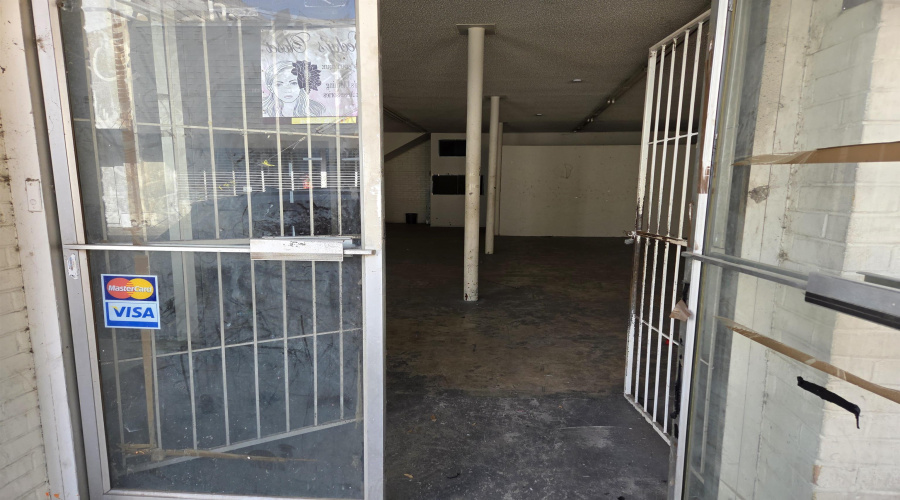 313 Flores Ave, LAREDO, Texas 78040, ,2 BathroomsBathrooms,Commercial retail/office,For Sale,313 Flores Ave,20251279