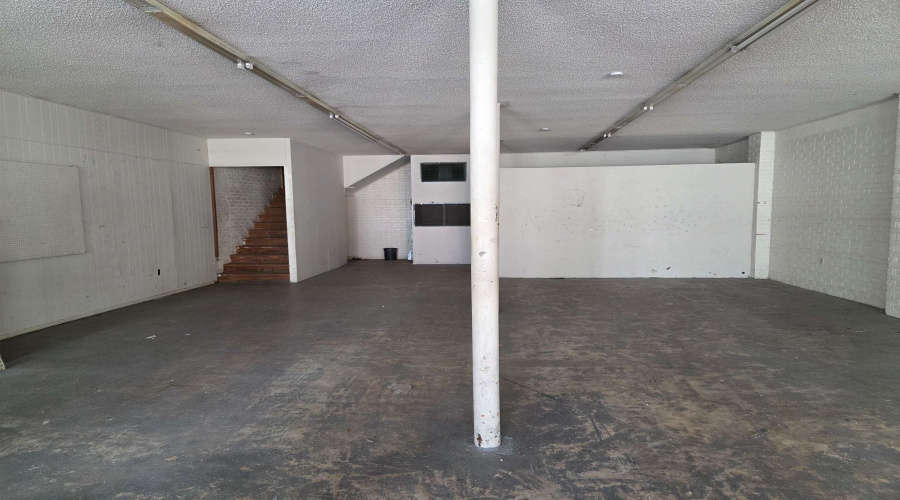 313 Flores Ave, LAREDO, Texas 78040, ,2 BathroomsBathrooms,Commercial retail/office,For Sale,313 Flores Ave,20251279