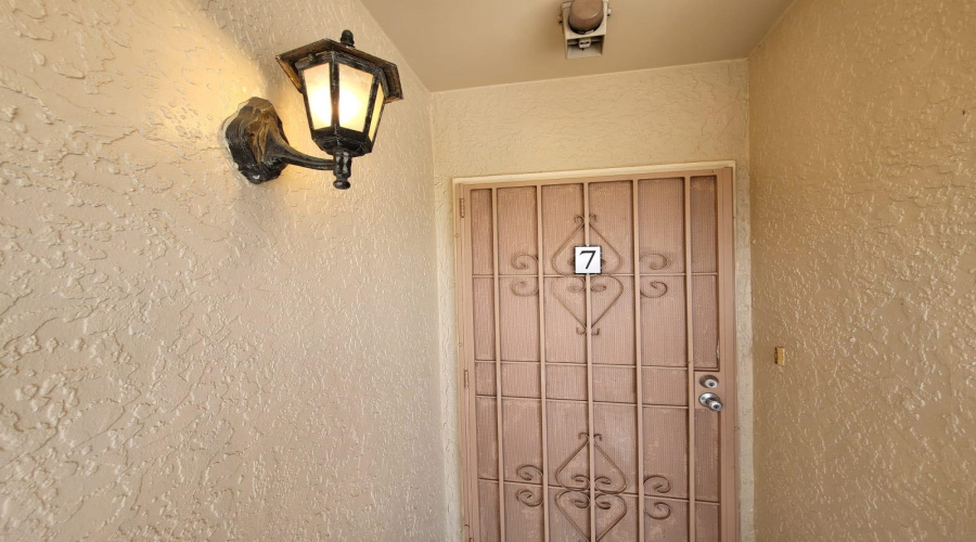 1404 Musser St, Laredo, Texas 78041, 2 Bedrooms Bedrooms, 4 Rooms Rooms,1 BathroomBathrooms,Residential,For Sale,1404 Musser St,20251379