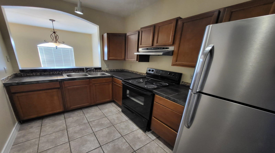 1404 Musser St, Laredo, Texas 78041, 2 Bedrooms Bedrooms, 4 Rooms Rooms,1 BathroomBathrooms,Residential,For Sale,1404 Musser St,20251379