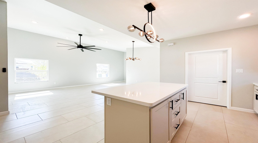 5616 Encanto Dr., Laredo, Texas 78046, 3 Bedrooms Bedrooms, 6 Rooms Rooms,3 BathroomsBathrooms,Residential,For Sale,5616 Encanto Dr.,20250073