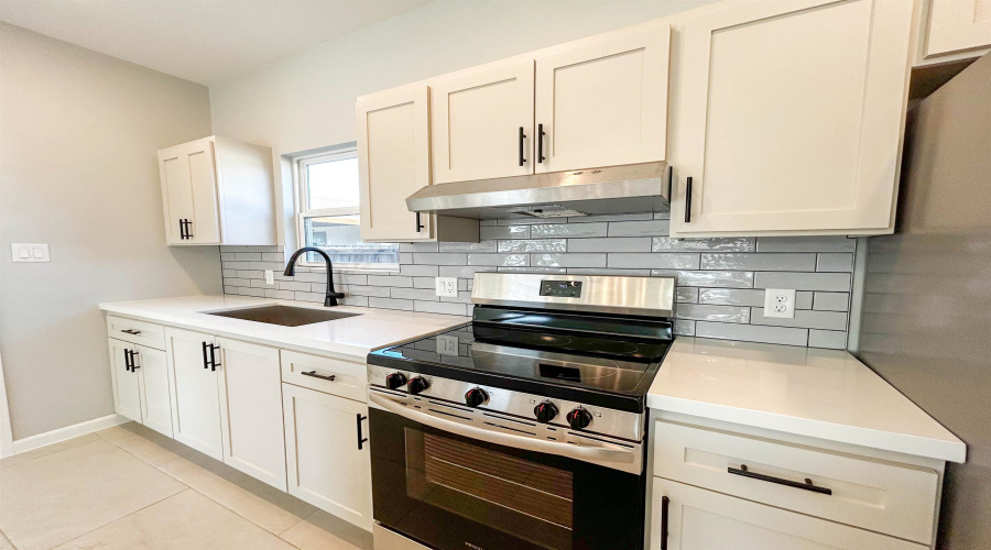 5616 Encanto Dr., Laredo, Texas 78046, 3 Bedrooms Bedrooms, 6 Rooms Rooms,3 BathroomsBathrooms,Residential,For Sale,5616 Encanto Dr.,20250073