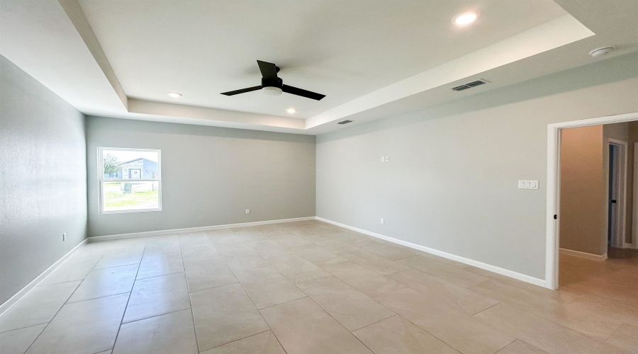 5616 Encanto Dr., Laredo, Texas 78046, 3 Bedrooms Bedrooms, 6 Rooms Rooms,3 BathroomsBathrooms,Residential,For Sale,5616 Encanto Dr.,20250073