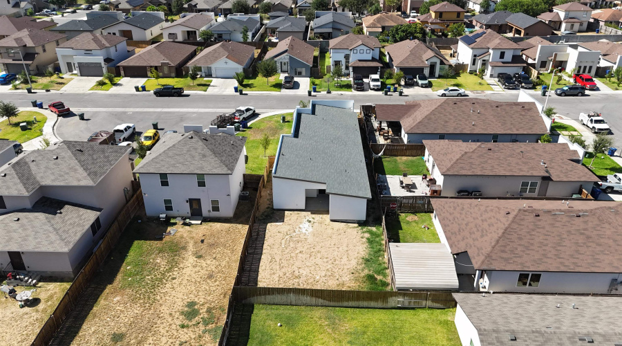 5616 Encanto Dr., Laredo, Texas 78046, 3 Bedrooms Bedrooms, 6 Rooms Rooms,3 BathroomsBathrooms,Residential,For Sale,5616 Encanto Dr.,20250073