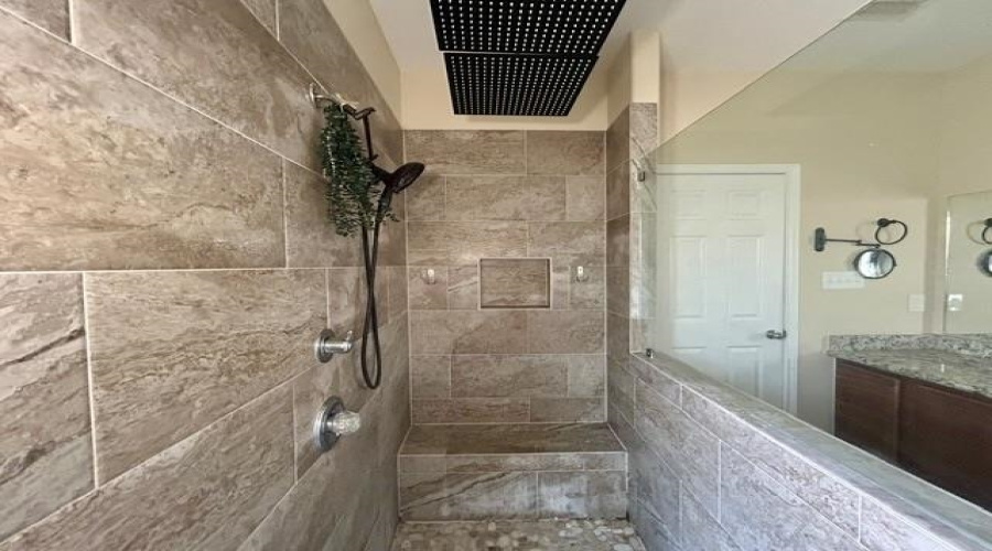 9999 Toinette, Laredo, Texas 78045, 3 Bedrooms Bedrooms, 5 Rooms Rooms,2 BathroomsBathrooms,Residential,For Sale,9999 Toinette,20251439