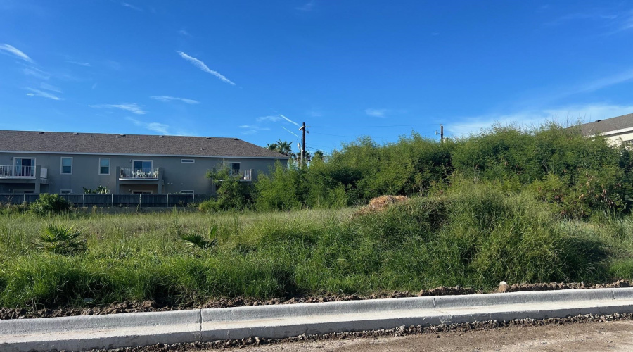 110 E Bahama St., SOUTH PADRE ISLAND, Texas 78597, ,Land,For Sale,110 E Bahama St.,20251444