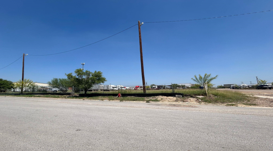 124 Ranch Rd, Laredo, Texas 78043, ,Land,For Sale,124 Ranch Rd,20251461