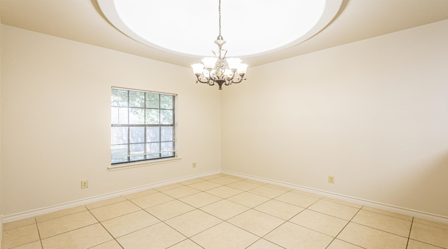 10702 Patron Lp, Laredo, Texas 78245, 3 Bedrooms Bedrooms, 7 Rooms Rooms,2 BathroomsBathrooms,Residential,For Sale,10702 Patron Lp,20251472