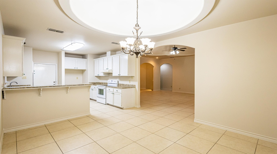 10702 Patron Lp, Laredo, Texas 78245, 3 Bedrooms Bedrooms, 7 Rooms Rooms,2 BathroomsBathrooms,Residential,For Sale,10702 Patron Lp,20251472