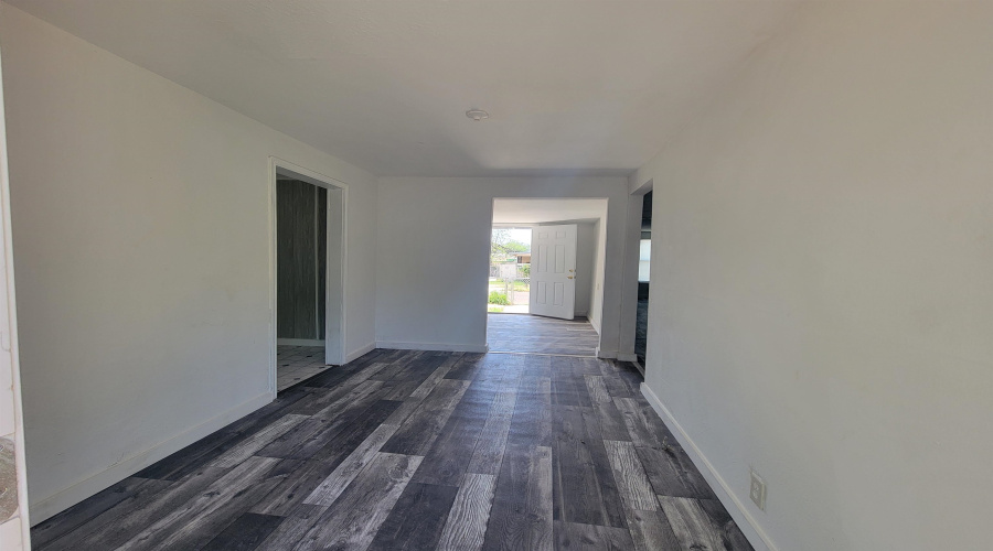 3607 Tilden Ave, LAREDO, Texas 78040, ,Multi-family,For Sale,3607 Tilden Ave,20251479