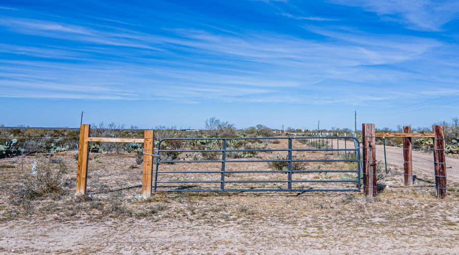 1798 Las Pilas Rd., LAREDO, Texas 78041, ,Land,For Sale,1798 Las Pilas Rd.,20251495