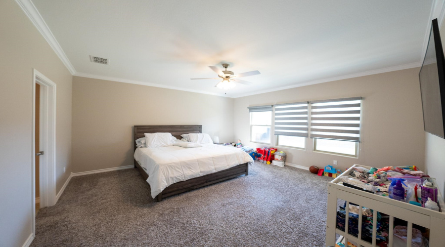 1423 Ocaso Dr., Laredo, Texas 78045, 5 Bedrooms Bedrooms, 9 Rooms Rooms,3 BathroomsBathrooms,Residential,For Sale,1423 Ocaso Dr.,20251502