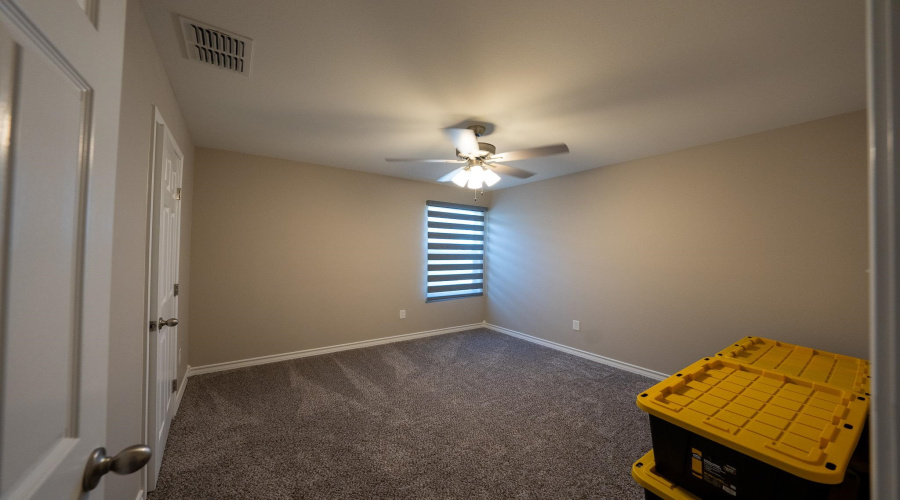 1423 Ocaso Dr., Laredo, Texas 78045, 5 Bedrooms Bedrooms, 9 Rooms Rooms,3 BathroomsBathrooms,Residential,For Sale,1423 Ocaso Dr.,20251502