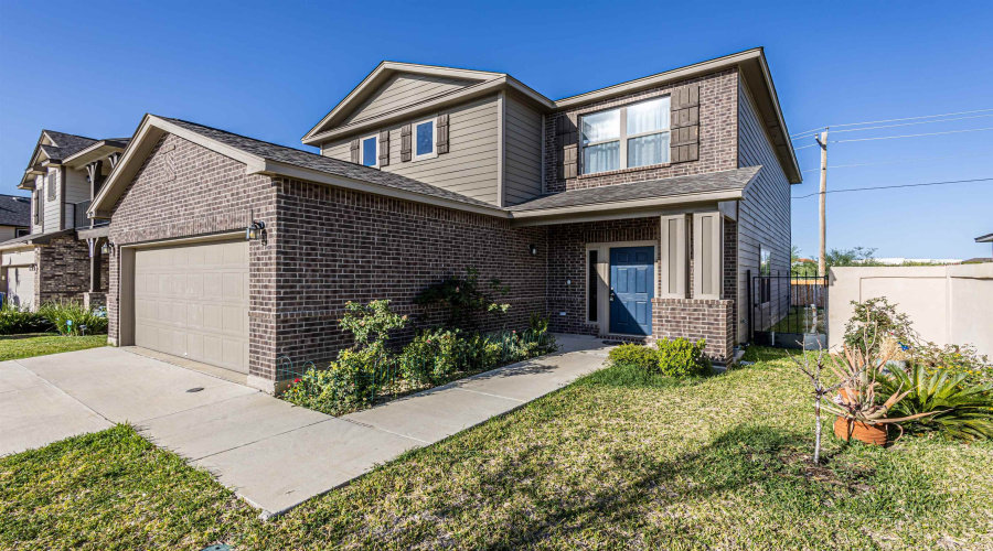 8713 Owlcreek Pass Ct, LAREDO, Texas 78045, 4 Bedrooms Bedrooms, 8 Rooms Rooms,3 BathroomsBathrooms,Residential,For Rent,8713 Owlcreek Pass Ct,20251541 8713 Owlcreek Pass Ct, LAREDO, Texas 78045, 4 Bedrooms Bedrooms, 8 Rooms Rooms,3 BathroomsBathrooms,Residential,For Rent,8713 Owlcreek Pass Ct,20251541