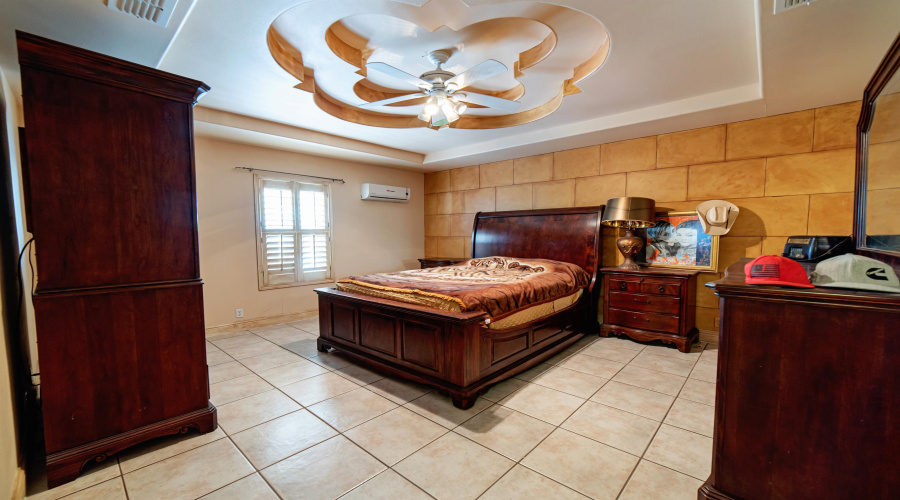 4728 Primavera Ln, Laredo, Texas 78046, 4 Bedrooms Bedrooms, 7 Rooms Rooms,3 BathroomsBathrooms,Residential,For Sale,4728 Primavera Ln,20251577 4728 Primavera Ln, Laredo, Texas 78046, 4 Bedrooms Bedrooms, 7 Rooms Rooms,3 BathroomsBathrooms,Residential,For Sale,4728 Primavera Ln,20251577