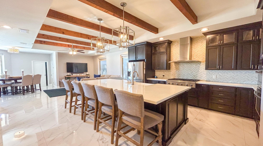 421 Emerald Lake Dr, Laredo, Texas 78041, 4 Bedrooms Bedrooms, 10 Rooms Rooms,3 BathroomsBathrooms,Residential,For Sale,421 Emerald Lake Dr,20251613