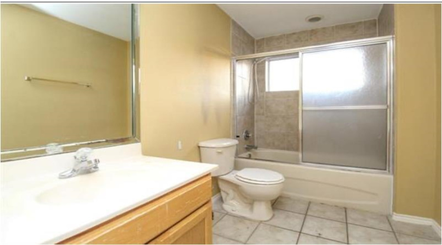 1611 Denmark Ln, Laredo, Texas 78045, 5 Bedrooms Bedrooms, 7 Rooms Rooms,3 BathroomsBathrooms,Residential,For Sale,1611 Denmark Ln,20242959