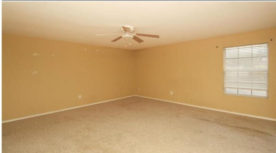 1611 Denmark Ln, Laredo, Texas 78045, 5 Bedrooms Bedrooms, 7 Rooms Rooms,3 BathroomsBathrooms,Residential,For Sale,1611 Denmark Ln,20242959