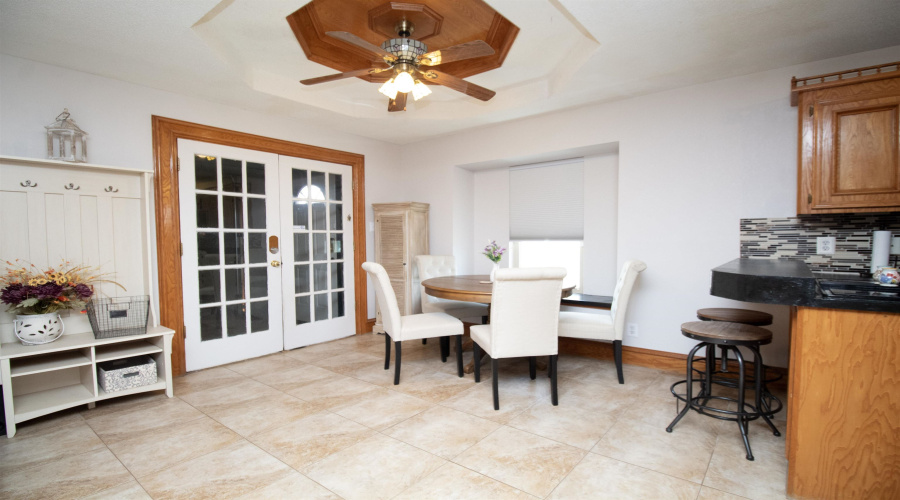 183 Vista Hermosa, Zapata, Texas 78076, 5 Bedrooms Bedrooms, 6 Rooms Rooms,3 BathroomsBathrooms,Residential,For Sale,183 Vista Hermosa,20251671