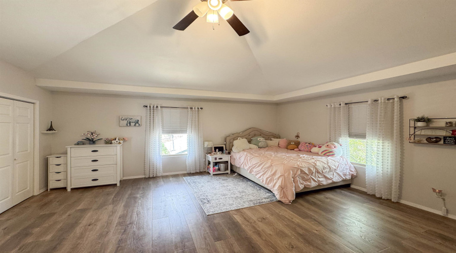 183 Vista Hermosa, Zapata, Texas 78076, 5 Bedrooms Bedrooms, 6 Rooms Rooms,3 BathroomsBathrooms,Residential,For Sale,183 Vista Hermosa,20251671