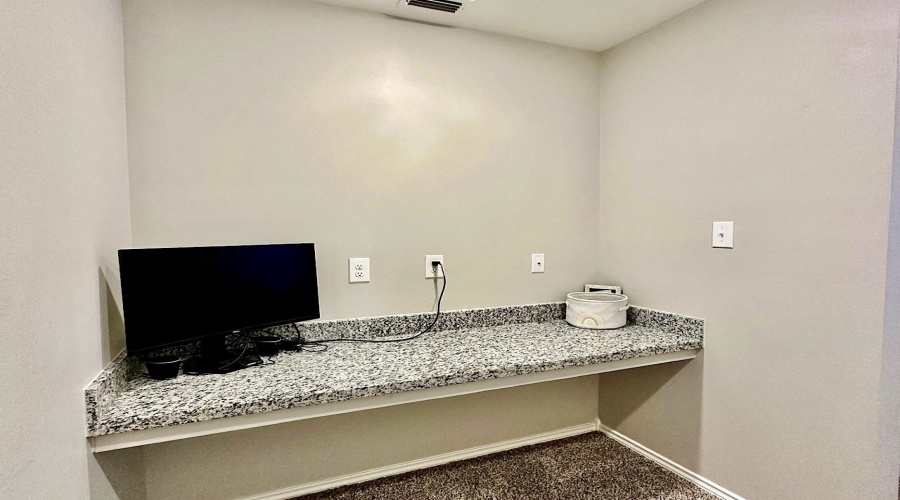 4215 Lorisa, Laredo, Texas 78046, 3 Bedrooms Bedrooms, 3 Rooms Rooms,2 BathroomsBathrooms,Residential,For Sale,4215 Lorisa,20251686