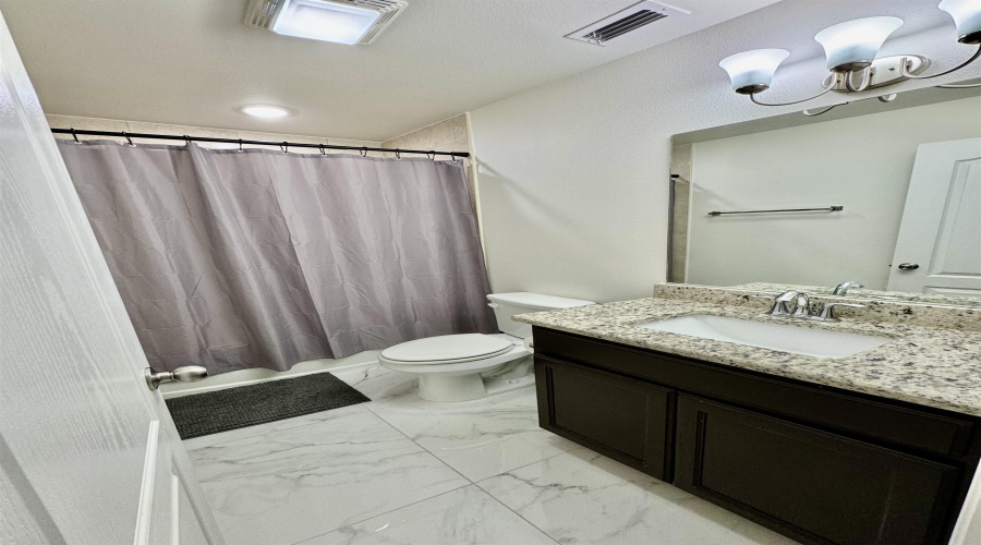 5527 Palestine Dr, Laredo, Texas 78046, 3 Bedrooms Bedrooms, 6 Rooms Rooms,2 BathroomsBathrooms,Residential,For Sale,5527 Palestine Dr,20251723