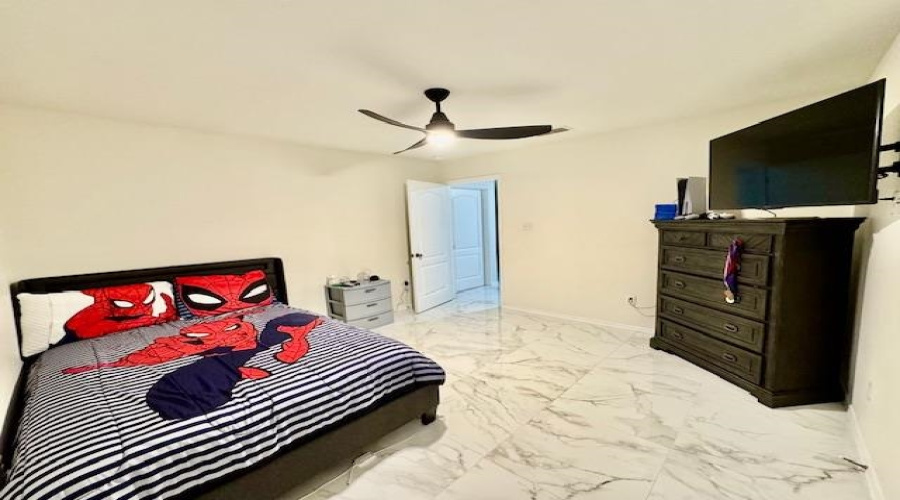 5527 Palestine Dr, Laredo, Texas 78046, 3 Bedrooms Bedrooms, 6 Rooms Rooms,2 BathroomsBathrooms,Residential,For Sale,5527 Palestine Dr,20251723