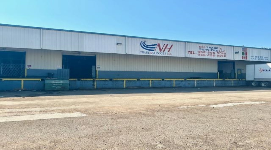 8519 Las Cruces Dr, LAREDO, Texas 78045, 1 Bedroom Bedrooms, 11 Rooms Rooms,2 BathroomsBathrooms,Commercial/industrial,For Rent,8519 Las Cruces Dr,20251729