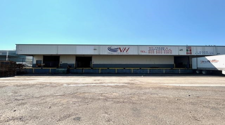 8519 Las Cruces Dr, LAREDO, Texas 78045, 1 Bedroom Bedrooms, 11 Rooms Rooms,2 BathroomsBathrooms,Commercial/industrial,For Rent,8519 Las Cruces Dr,20251729