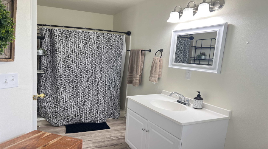 319 Riverside Dr, EAGLE PASS, Texas 78852, 2 Bedrooms Bedrooms, 4 Rooms Rooms,2 BathroomsBathrooms,Residential,For Sale,319 Riverside Dr,20251762 319 Riverside Dr, EAGLE PASS, Texas 78852, 2 Bedrooms Bedrooms, 4 Rooms Rooms,2 BathroomsBathrooms,Residential,For Sale,319 Riverside Dr,20251762