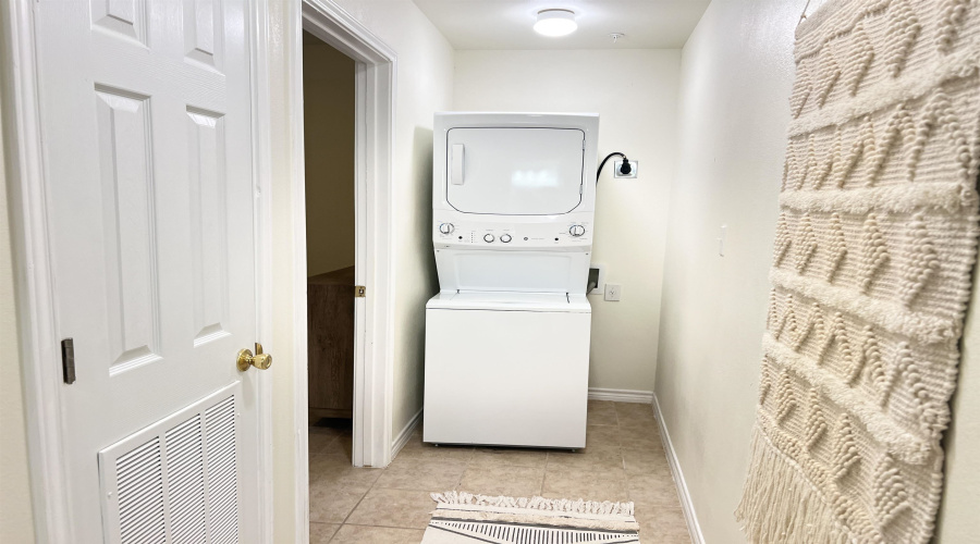 391 Riverside Dr, EAGLE PASS, Texas 78852, 2 Bedrooms Bedrooms, 4 Rooms Rooms,2 BathroomsBathrooms,Residential,For Sale,391 Riverside Dr,20251767 391 Riverside Dr, EAGLE PASS, Texas 78852, 2 Bedrooms Bedrooms, 4 Rooms Rooms,2 BathroomsBathrooms,Residential,For Sale,391 Riverside Dr,20251767