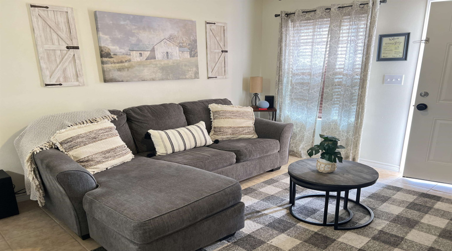 391 Riverside Dr, EAGLE PASS, Texas 78852, 2 Bedrooms Bedrooms, 4 Rooms Rooms,2 BathroomsBathrooms,Residential,For Sale,391 Riverside Dr,20251768