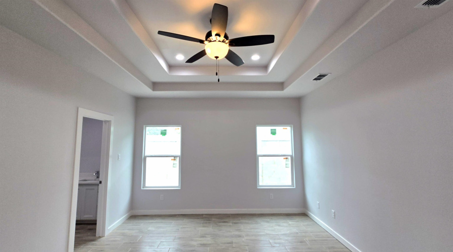 2909 Bayard St, Laredo, Texas 78041-212, 3 Bedrooms Bedrooms, 5 Rooms Rooms,2 BathroomsBathrooms,Residential,For Sale,2909 Bayard St,20250764