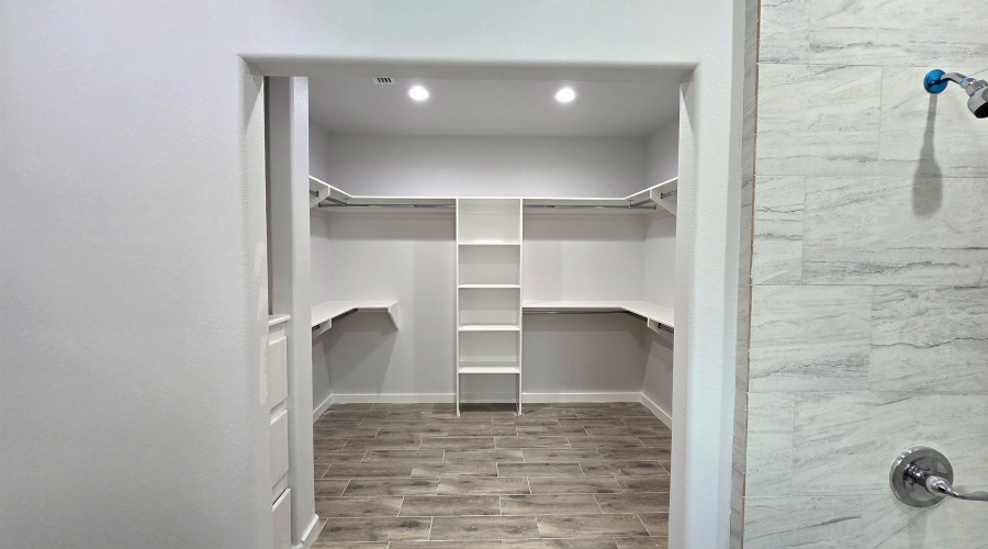 2909 Bayard St, Laredo, Texas 78041-212, 3 Bedrooms Bedrooms, 5 Rooms Rooms,2 BathroomsBathrooms,Residential,For Sale,2909 Bayard St,20250764