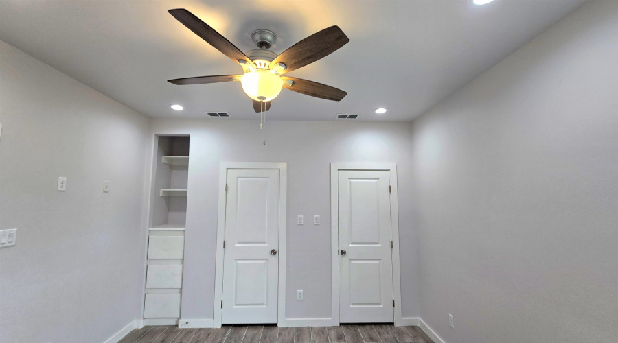 2909 Bayard St, Laredo, Texas 78041-212, 3 Bedrooms Bedrooms, 5 Rooms Rooms,2 BathroomsBathrooms,Residential,For Sale,2909 Bayard St,20250766