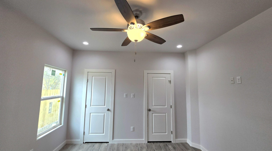 2909 Bayard St, Laredo, Texas 78041-212, 3 Bedrooms Bedrooms, 5 Rooms Rooms,2 BathroomsBathrooms,Residential,For Sale,2909 Bayard St,20250766