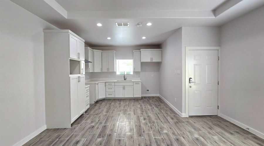 2909 Bayard St, Laredo, Texas 78041-212, 3 Bedrooms Bedrooms, 5 Rooms Rooms,2 BathroomsBathrooms,Residential,For Sale,2909 Bayard St,20250766