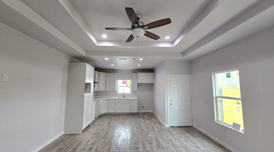 2909 Bayard St, Laredo, Texas 78041-212, 3 Bedrooms Bedrooms, 5 Rooms Rooms,2 BathroomsBathrooms,Residential,For Sale,2909 Bayard St,20250766