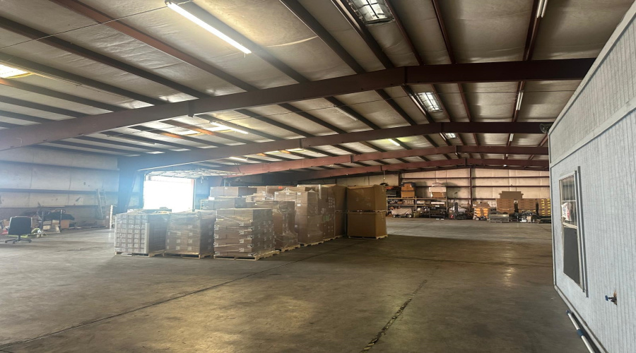 14202 Business Ave, Laredo, Texas 78045-7, 1 Bedroom Bedrooms, 11 Rooms Rooms,2 BathroomsBathrooms,Commercial/industrial,For Rent,14202 Business Ave,20251795