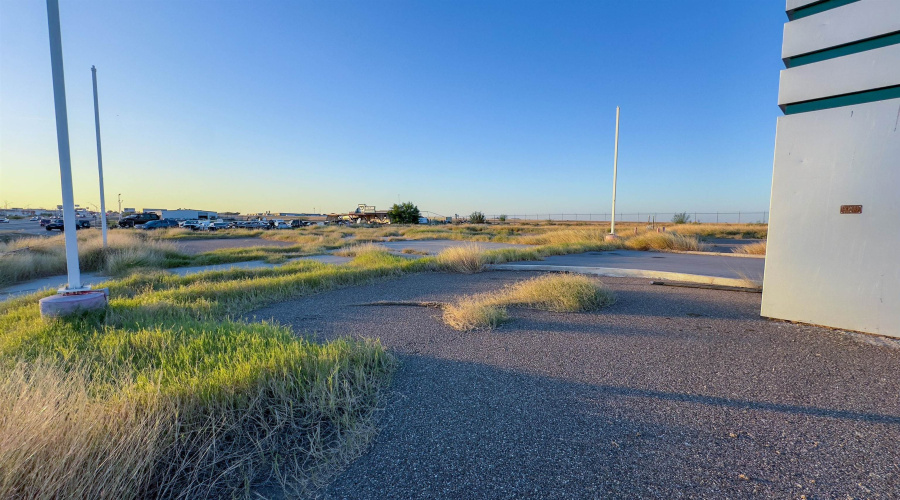 3716 E Saunders St, LAREDO, Texas 78041, ,Land,For Sale,3716 E Saunders St,20250561
