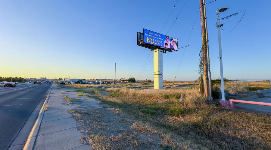 3716 E Saunders St, LAREDO, Texas 78041, ,Land,For Sale,3716 E Saunders St,20250561