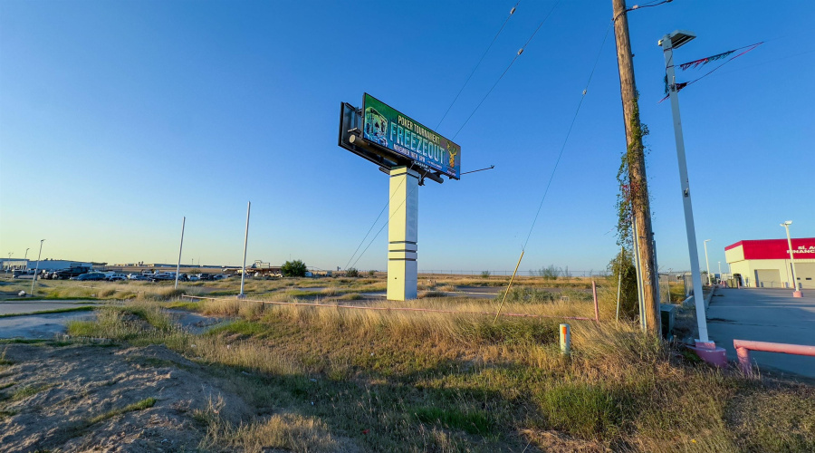 3716 E Saunders St, LAREDO, Texas 78041, ,Land,For Sale,3716 E Saunders St,20250561