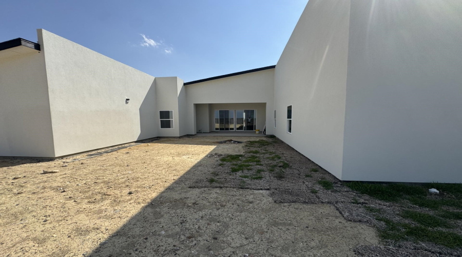 1507 Ocio Dr., Laredo, Texas 78045, 4 Bedrooms Bedrooms, 7 Rooms Rooms,4 BathroomsBathrooms,Residential,For Sale,1507 Ocio Dr.,20244156