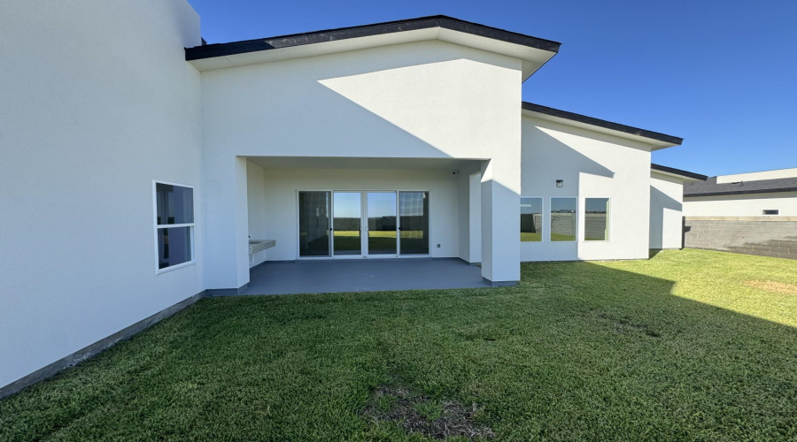 1505 Ocio Dr., Laredo, Texas 78045, 4 Bedrooms Bedrooms, 7 Rooms Rooms,4 BathroomsBathrooms,Residential,For Sale,1505 Ocio Dr.,20251820