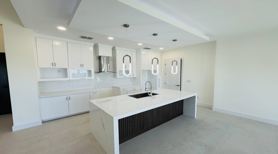 1505 Ocio Dr., Laredo, Texas 78045, 4 Bedrooms Bedrooms, 7 Rooms Rooms,4 BathroomsBathrooms,Residential,For Sale,1505 Ocio Dr.,20251820