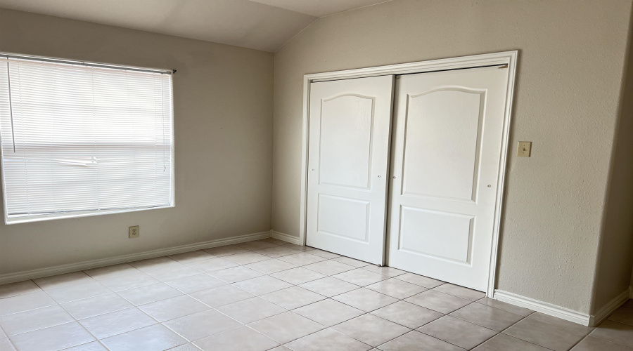 1752 Tiara Trl, LAREDO, Texas 78045, 2 Bedrooms Bedrooms, 5 Rooms Rooms,2 BathroomsBathrooms,Residential,For Rent,1752 Tiara Trl,20251881