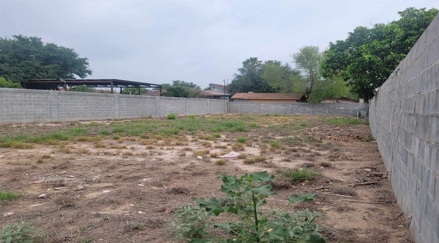 220 Segovia Dr, Laredo, Texas 78046, ,Land,For Sale,220 Segovia Dr,20251910