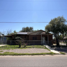 916 Falcon Ave., Zapata, Texas 78076, 4 Bedrooms Bedrooms, 6 Rooms Rooms,2 BathroomsBathrooms,Residential,For Sale,916 Falcon Ave.,20251935